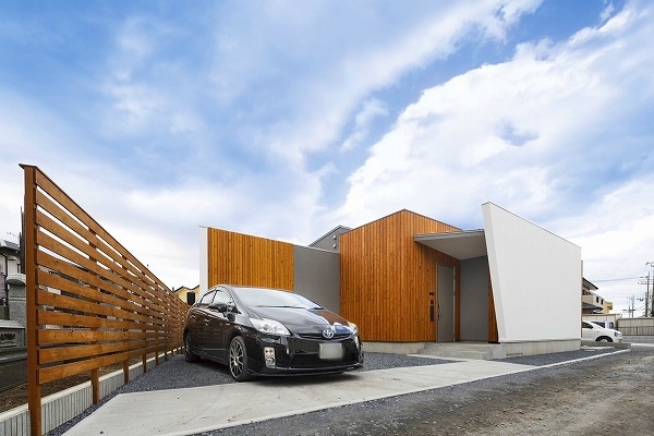 Cut eyes ～プライバシーが守られた家～